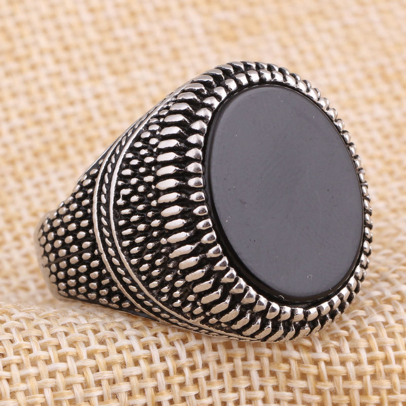 Vintage Ring With Black Gemstones Men's Fashion Ring